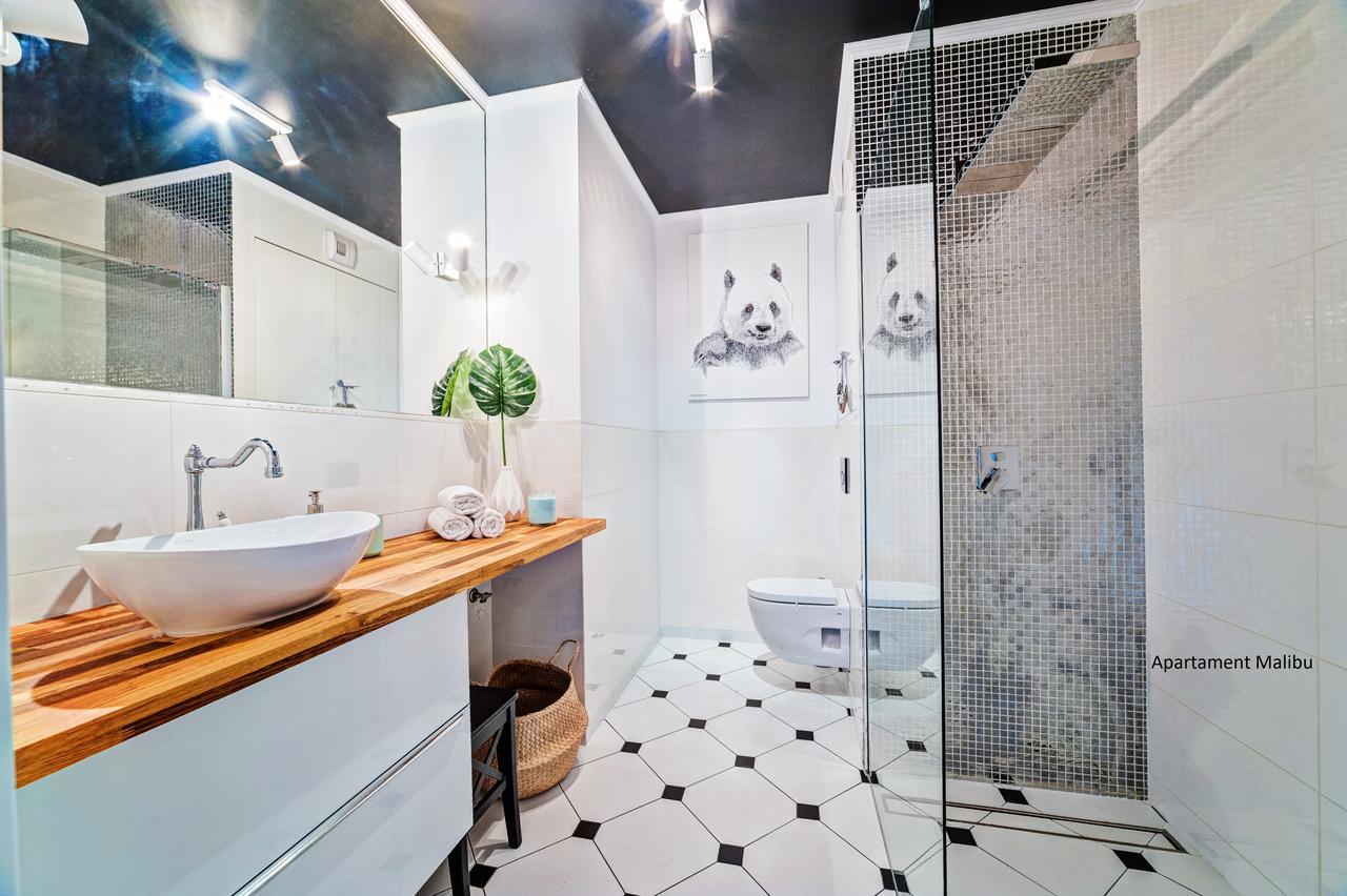 Apartamenty Homely Place - Parking 7 Poznań Eksteriør bilde