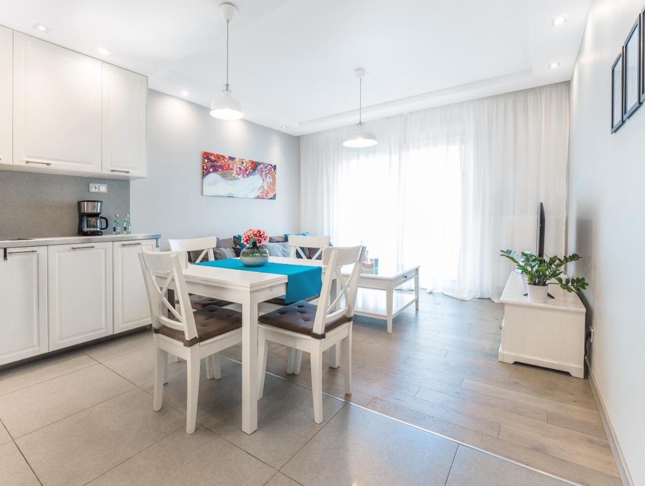 Apartamenty Homely Place - Parking 7 Poznań Eksteriør bilde