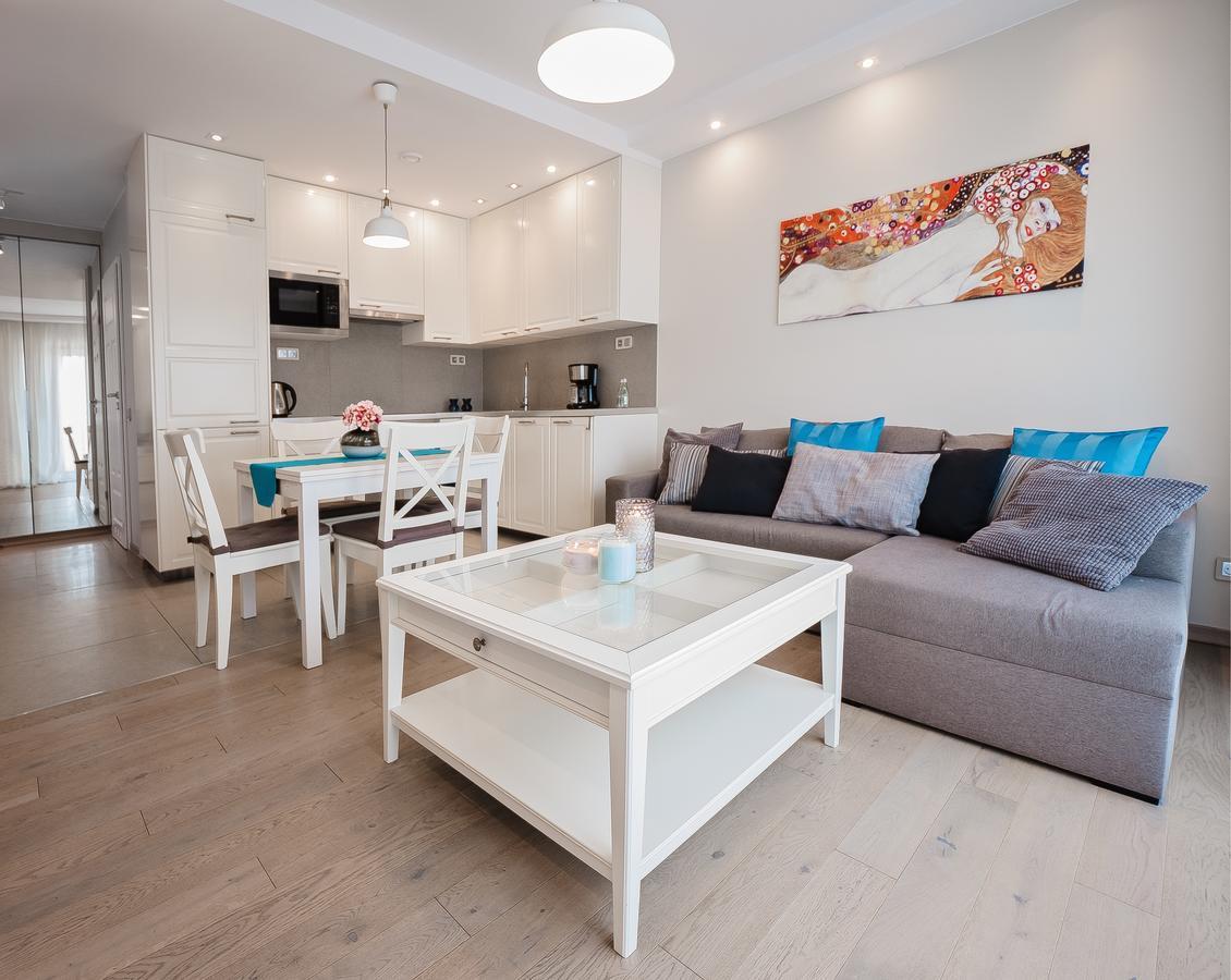 Apartamenty Homely Place - Parking 7 Poznań Eksteriør bilde