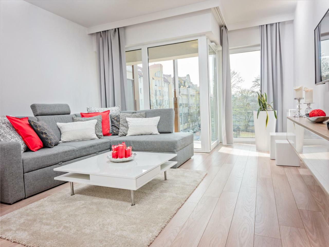 Apartamenty Homely Place - Parking 7 Poznań Eksteriør bilde